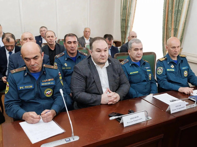 В Карачаево-Черкесии из-за непогоды силы ГО и ЧС переведены в режим повышенной готовности