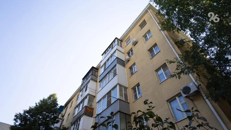 В Ставрополе отремонтировали кровлю дома на улице 50 лет ВЛКСМ