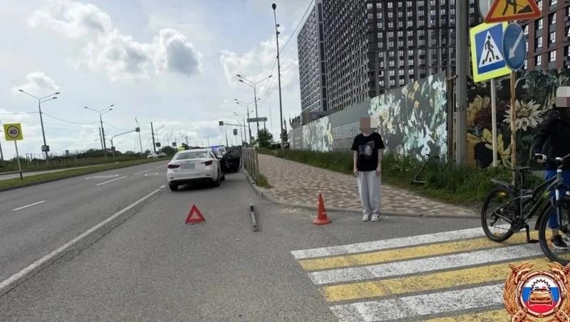 В Ставрополе женщина на иномарке сбила ребёнка-самокатчика