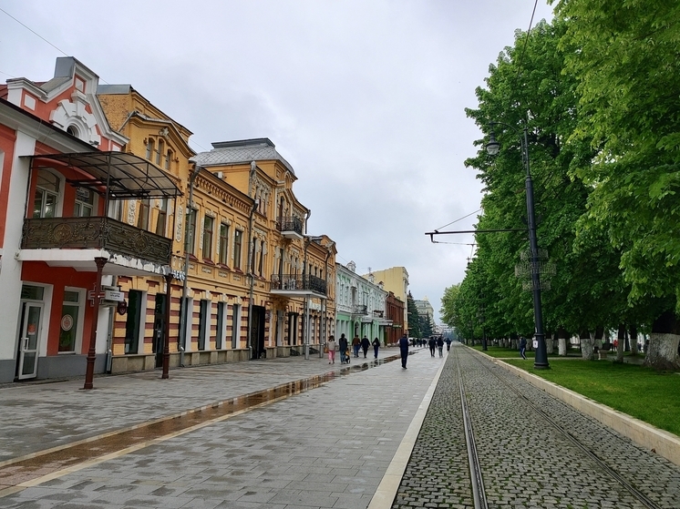 В столице Осетии прошел иммерсивный гастрономический спектакль-променад «Булгаков. Начало»