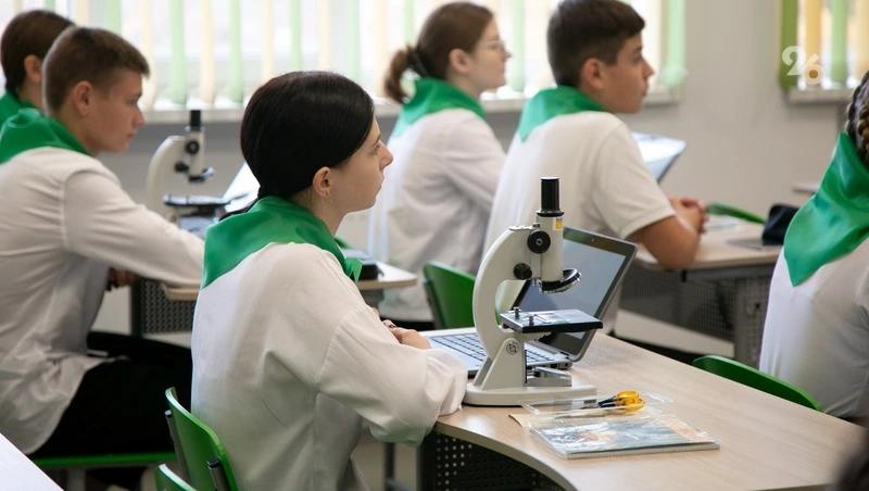 Власть Ставрополья поддерживает сельскую молодёжь &mdash; политолог Ярошенко